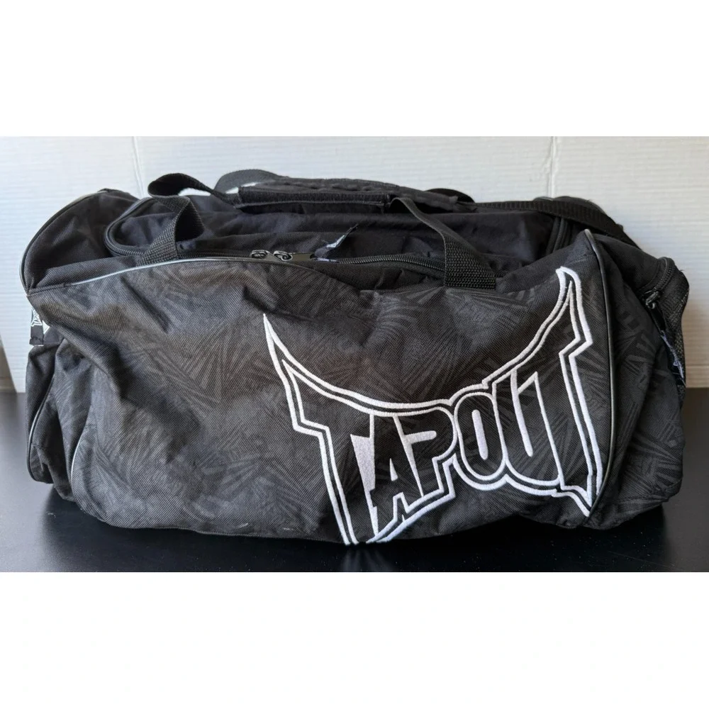 TAPOUT‎ Black Duffle Bag Measures 20